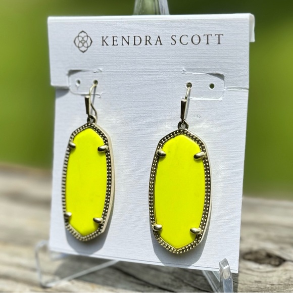 Kendra Scott Elle Drop Earrings Gold - Neon Yellow - Picture 4 of 5